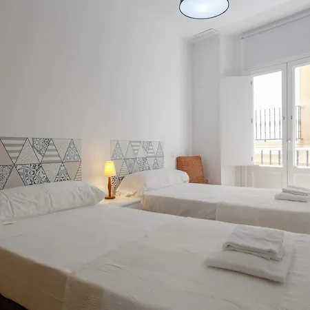 Colon15 Family By Cadiz4rentals Cadiz