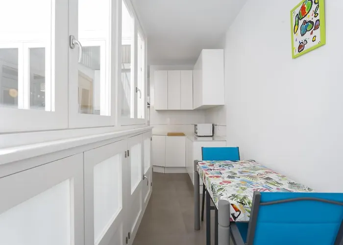 Colon15 Family By Cadiz4rentals *