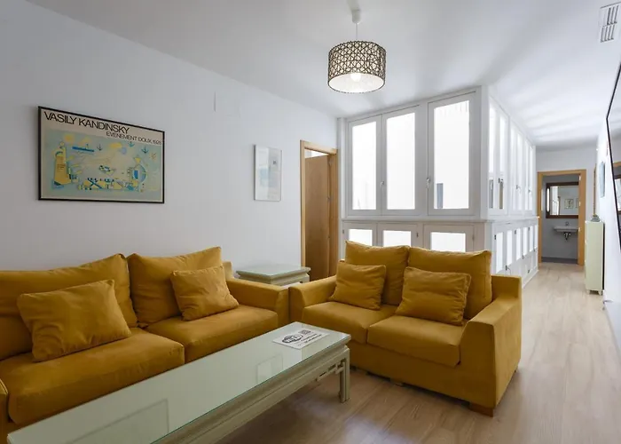 Апартаменты Colon15 Family By Cadiz4rentals *